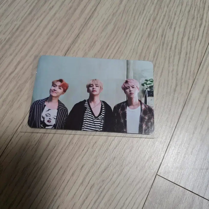 [BUNJANG] BTS 2016 Memories Jin V J-Hope Unit Photocard / 방탄 2016메모리즈 석진.태형.제이홉 유닛 포카양도. bts