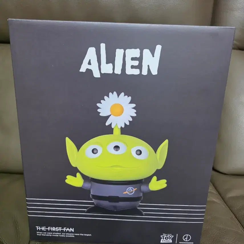 [BUNJANG] The First Fan Collectible Figure Alien Toy Story Alien / 더 퍼스트 팬 컬렉터블 피규어 에일리언 토이스토리 알린