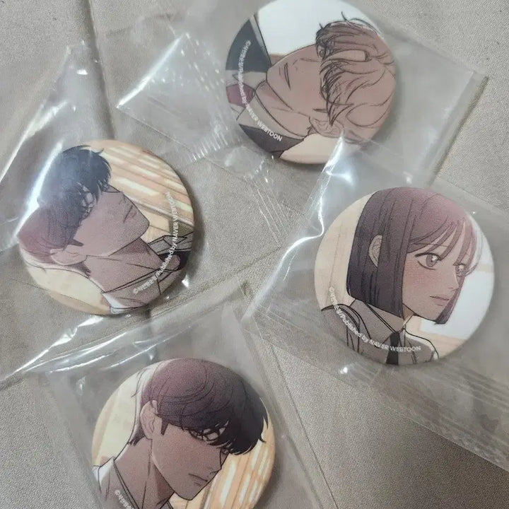 [BUNJANG] Operation Pure Love Baek Do-hwa, Go Eun-hyuk, Shim Su-ae Badge Bundle Set / 작전명순정 백도화, 고은혁, 심수애 뱃지 일괄판매