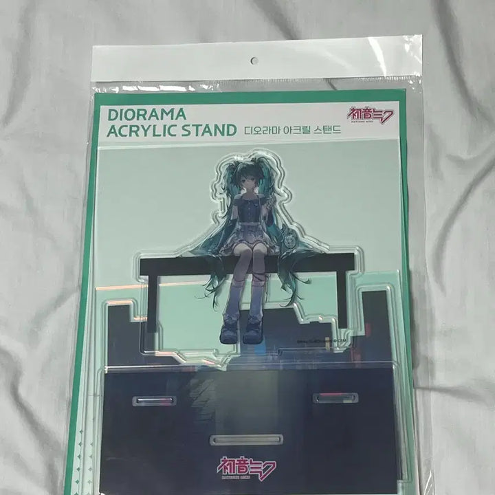 [BUNJANG] Hatsune Miku Thanksgiving Diorama Acrylic Stand / 미쿠 감사제 디오라마 아크릴 스탠드