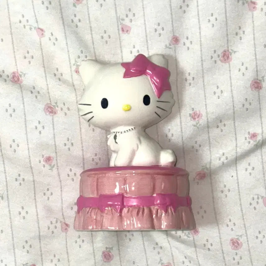 [BUNJANG] Sanrio 2005 Classic Charmmy Kitty Coin Bank / 산리오 고전 2005 챠미키티 저금통