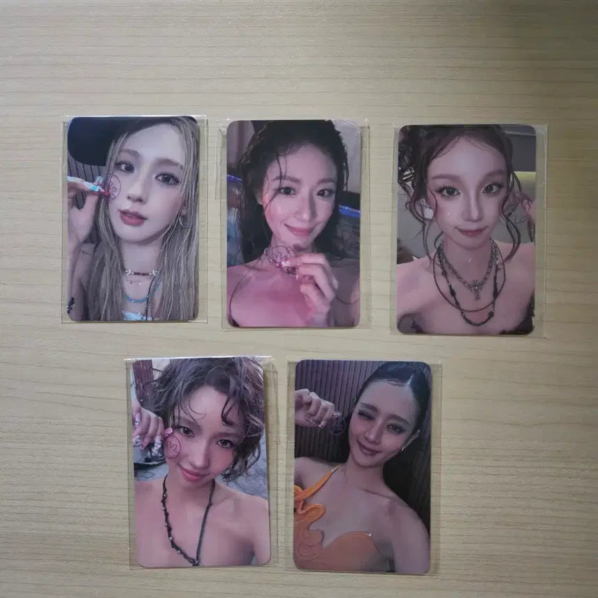 [BUNJANG] Idle Line Friends Popup Bundle Set Photocard / (일괄)아이들 라인프렌즈 팝업 5만원 특전 포카 idle popup