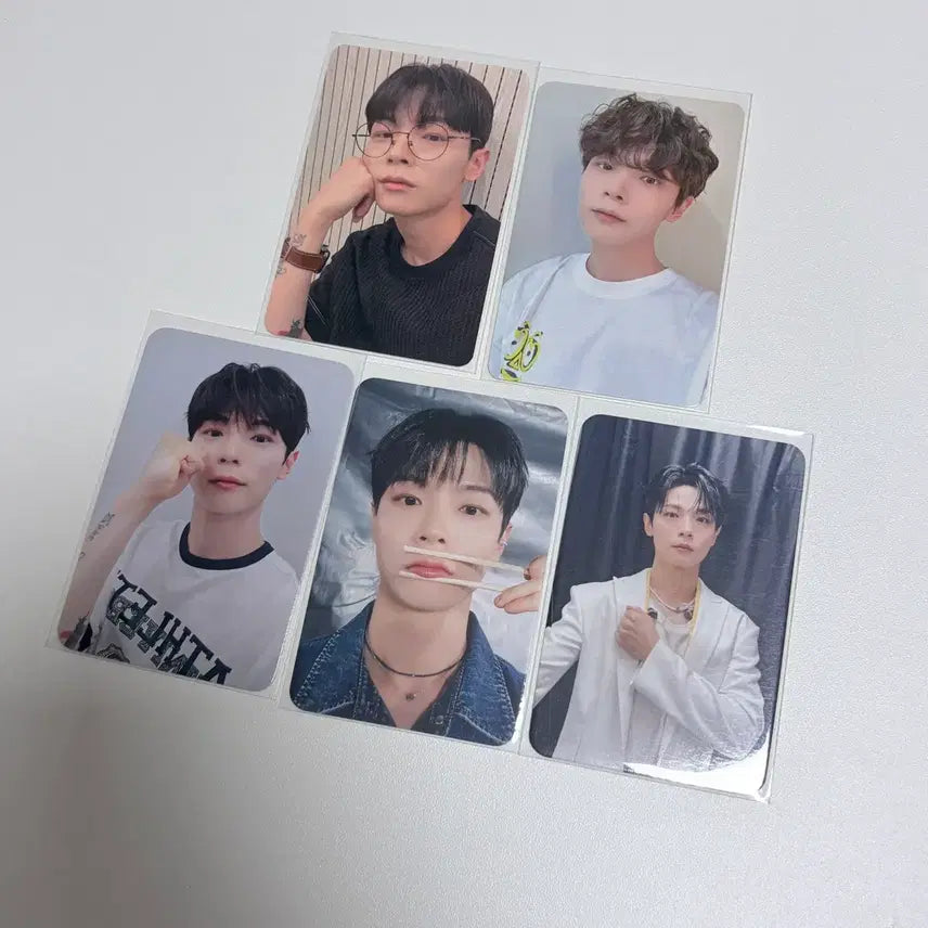 [BUNJANG] LUCY Yechan Photocard Bundle Set (POB) / 루시 예찬 신예찬 포토카드 포카 미공포 일괄 세트