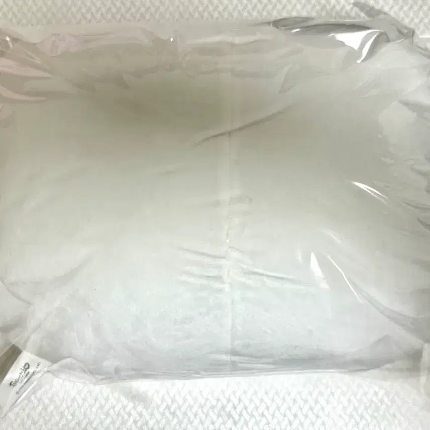 [BUNJANG] Hello Kitty Face Cushion / 헬로키티 얼굴쿠션 새상품