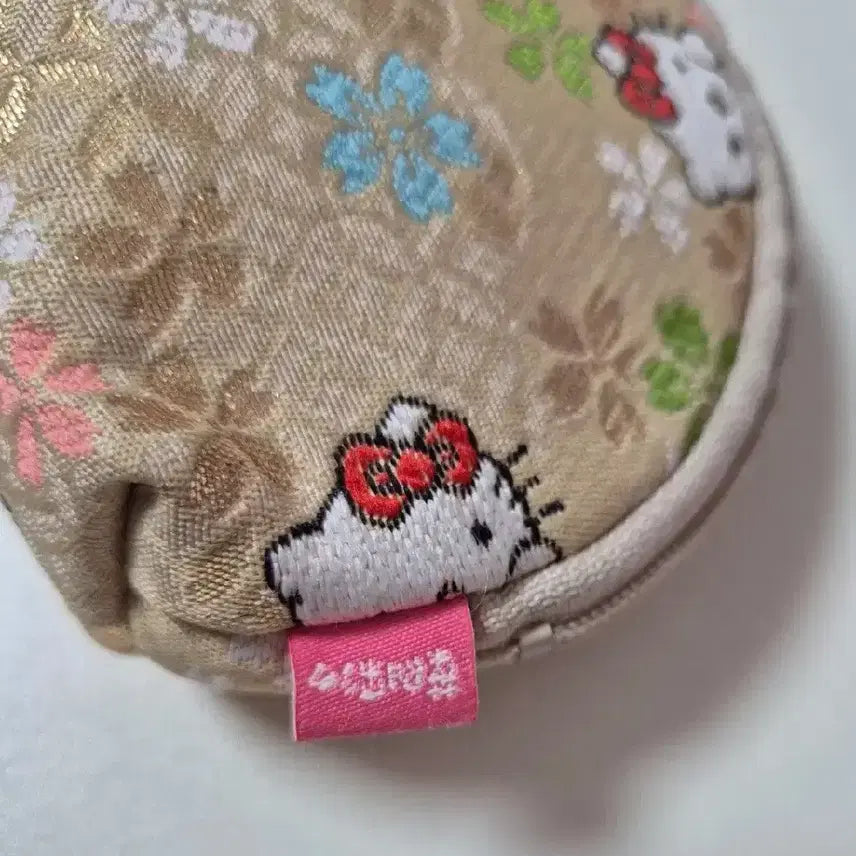 [BUNJANG] Sanrio Classic Hello Kitty Pouch Wallet / 산리오 고전 헬로키티 파우치 키티지갑