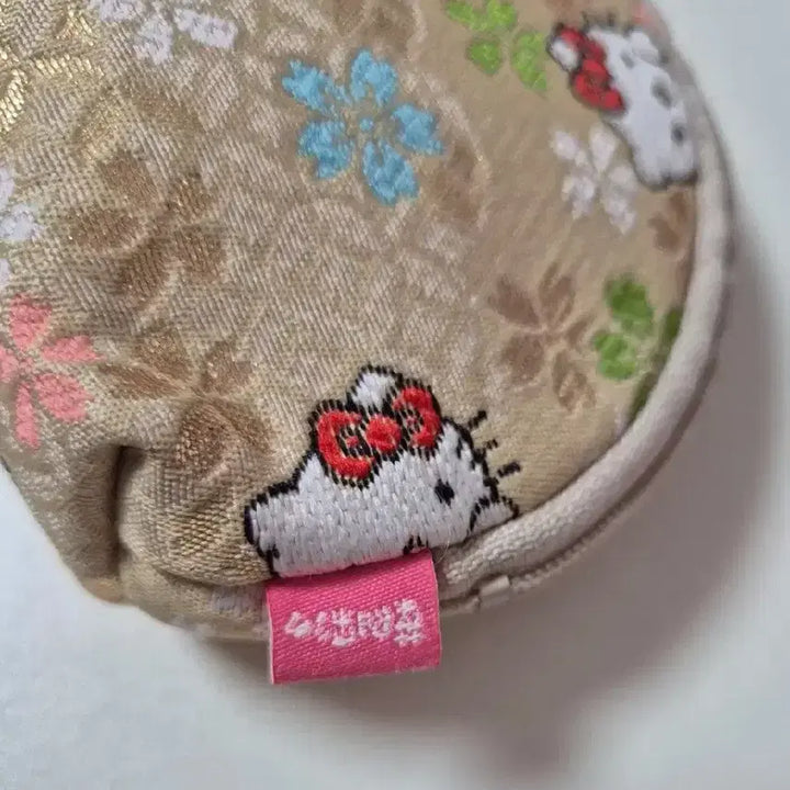 [BUNJANG] Sanrio Classic Hello Kitty Pouch Wallet / 산리오 고전 헬로키티 파우치 키티지갑