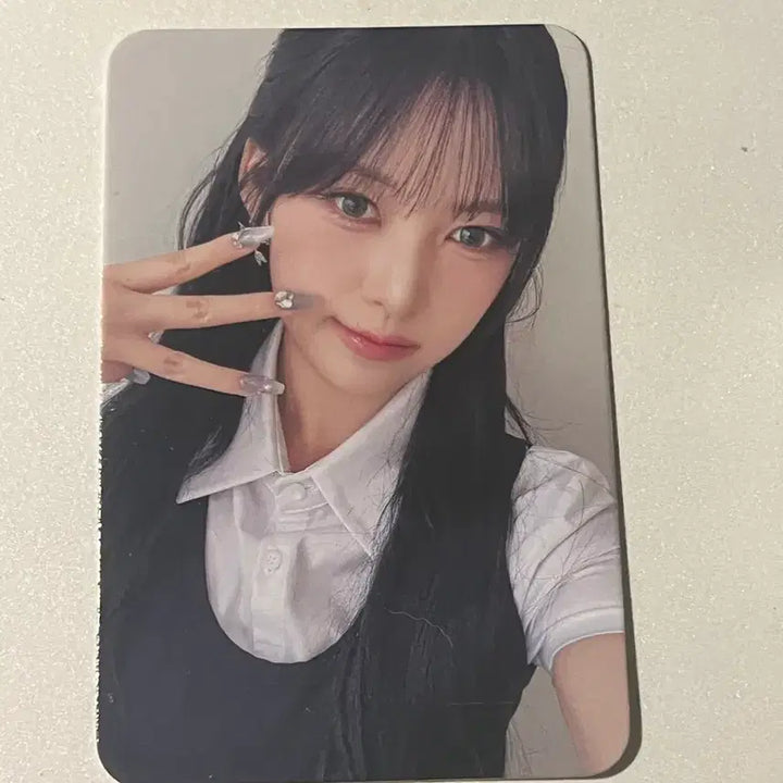 [BUNJANG] RESCENE Liv Lucky Draw Photocard / 리센느 포카 미공포 리브 특전 포토카드 고양이