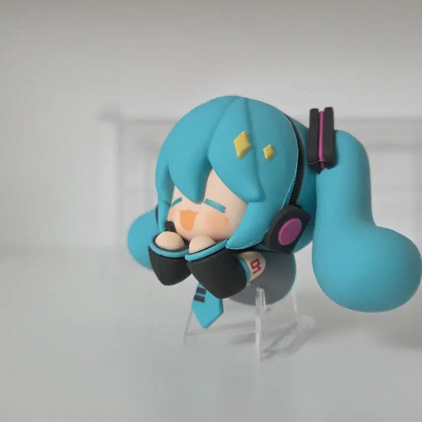 [BUNJANG] Vocaloid Hatsune Miku Magnet Figure / 보컬로이드 하츠네 미쿠 자석 마그넷 피규어