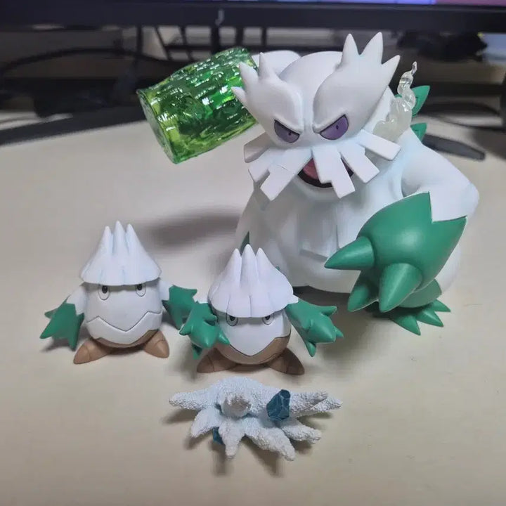 [BUNJANG] Pokemon Scale World JB Avalugg Resin Figure / 포켓몬 스케일월드) JB 눈설왕 레진 피규어 판매