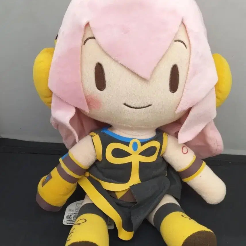 [BUNJANG] Megurine Luka Mega Jumbo Fuwafuchi Plush / [정품] 메구리네 루카 메가 점보 후와푸치 누이구루미