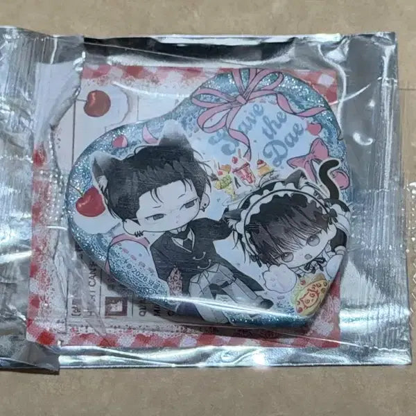 [BUNJANG] Lebom Salon de Lebom Monday Savior Heart Can Badge / Lebom 레봄 살롱 드 르봄 월요일의 구원자 월구 하트 캔뱃지