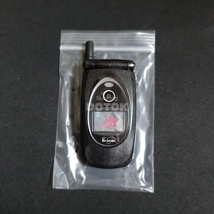 [BUNJANG] Docomo Mockup Phone Japanese Display Model / 도코모 목업폰 일본 모형폰