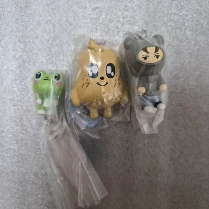 [BUNJANG] SEVENTEEN Mini Tin Dalling Dalling Gacha Bundle Set / 미니틴 대롱대롱 가챠
