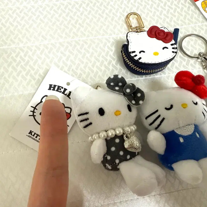 [BUNJANG] Sanrio Mini Kitty Plush Keychains Bundle Set / 쪼꼬미 미니 키티 인형키링 새상품 6개 일괄판매
