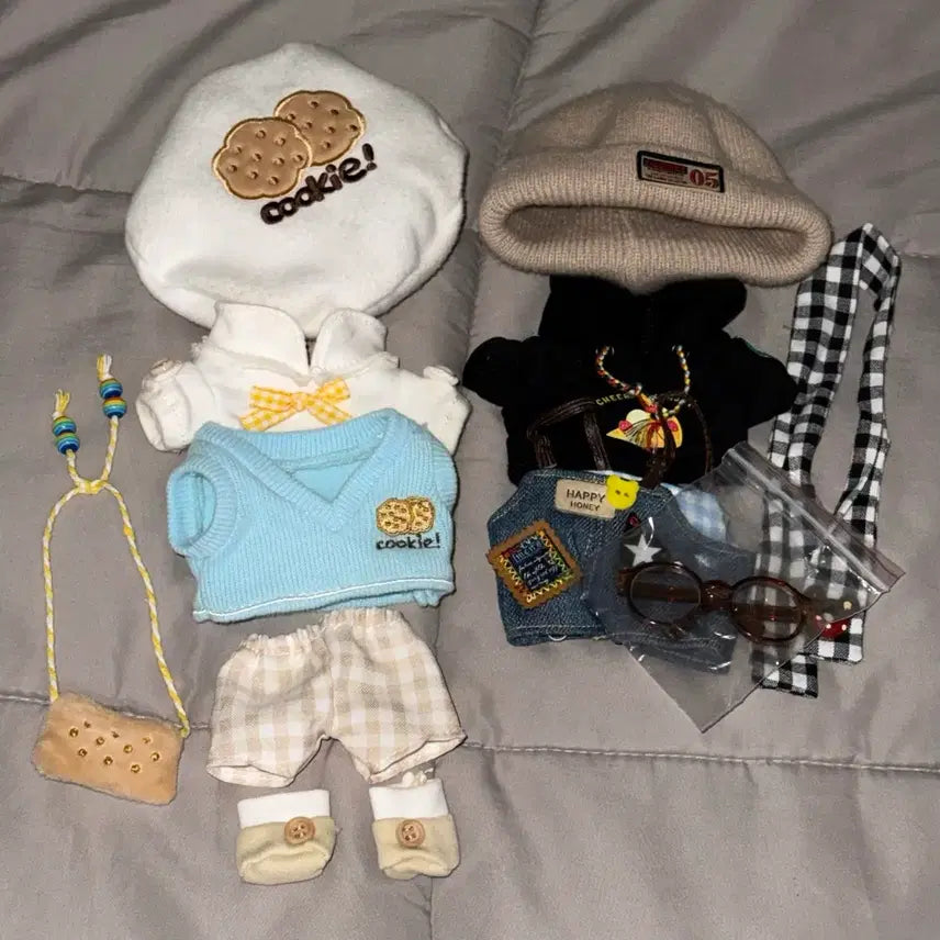 [BUNJANG] 15cm Doll Clothes Bundle Set (2 items) / 무속성 15cm 인형옷 2개 일괄 판매