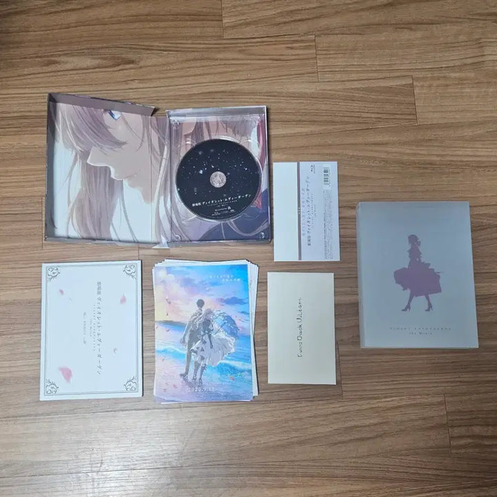 [BUNJANG] Violet Evergarden Blu-ray / 바이앨렛 에버가든 블루레이 팝니다!