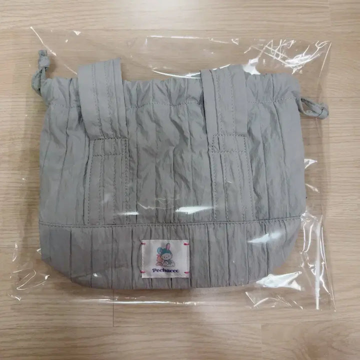 [BUNJANG] Aveil Pochacco Drawstring Tote Bag / 아베일 포차코 복조리 토트백