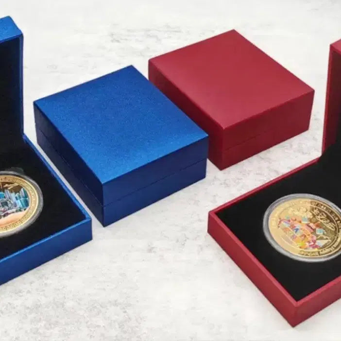 [BUNJANG] Fu Bao Panda Commemorative Coin 2-Piece Bundle Set with Case / 푸바오 판다 기념 주화 2종 일괄 세트 케이스포함