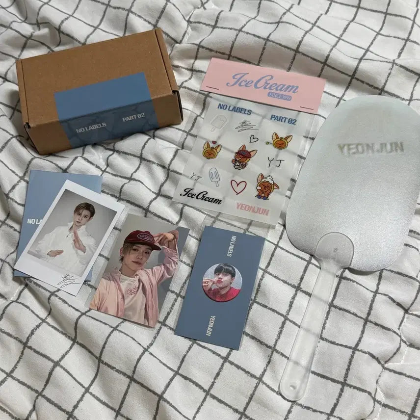 [BUNJANG] TXT Yeonjun Fan Support Keycap, Photocard, Polaroid, Screen Cleaner, Fan Bundle Set / 투바투 연준 역조공 키캡 공방포카 폴라로이드 액정클리너 부채