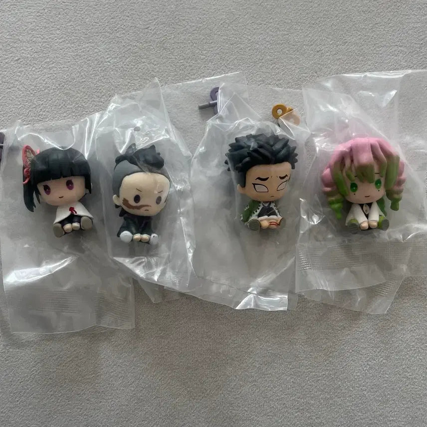 [BUNJANG] Demon Slayer: Kimetsu no Yaiba Wind-Up Figures Bundle (Mitsuri, Kanao, Genya, Gyomei) / 귀멸의칼날 태엽 미츠리 카나오 겐야 교메이 4종 일괄