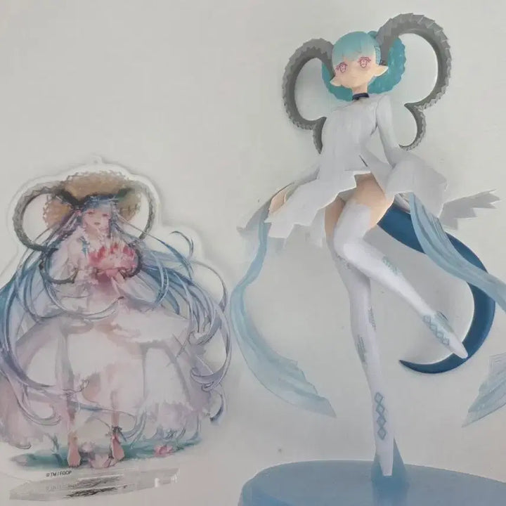 [BUNJANG] Fate/Grand Order Tiamat Figure + Fate/Extra Acrylic / 페이트그랜드오더 페그오 티아마트 피규어+페스 아크릴