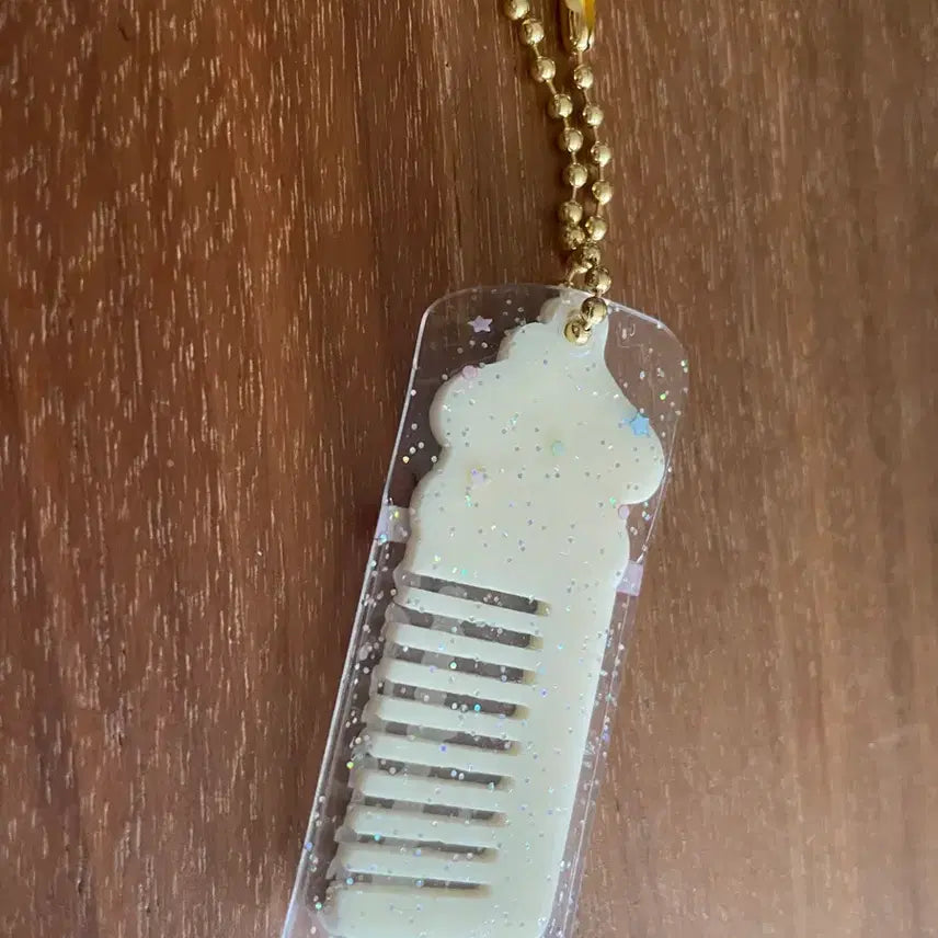 [BUNJANG] Sanrio Characters Charming Comb Miniature Comb Pompompurin / 산리오 캐릭터즈 차밍 콤 미니어쳐 빗 가챠 폼폼푸린