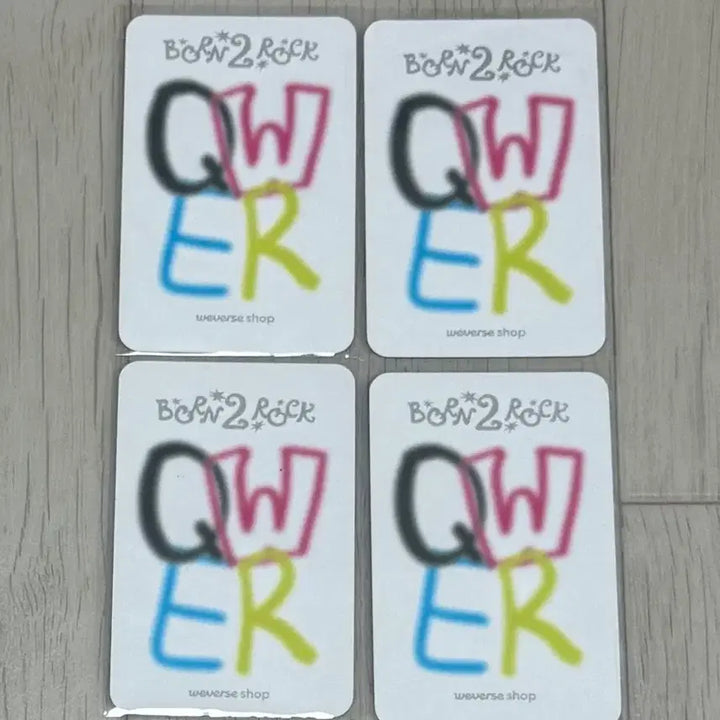 [BUNJANG] QWER Weverse Popup Photocard Set / QWER 눈물참기 위버스 팝업 5만원 구매 미공포 1셋