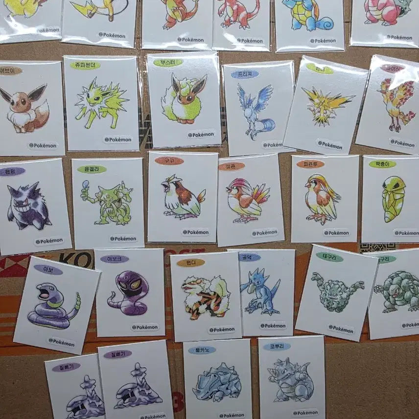 [BUNJANG] Pokemon Artwork Sticker Collection / 포켓몬 아트웍 띠부씰 28종 뚱카츄O (+중복2)