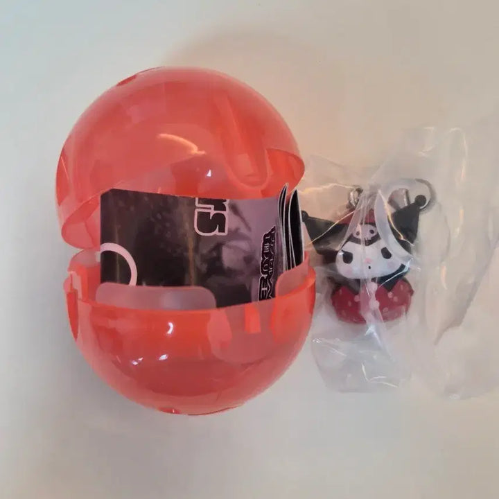 [BUNJANG] Sanrio Kuromi Strawberry Bookmark (Sealed) / [미개봉] 산리오 가챠 > 쿠로미 딸기 메지루시