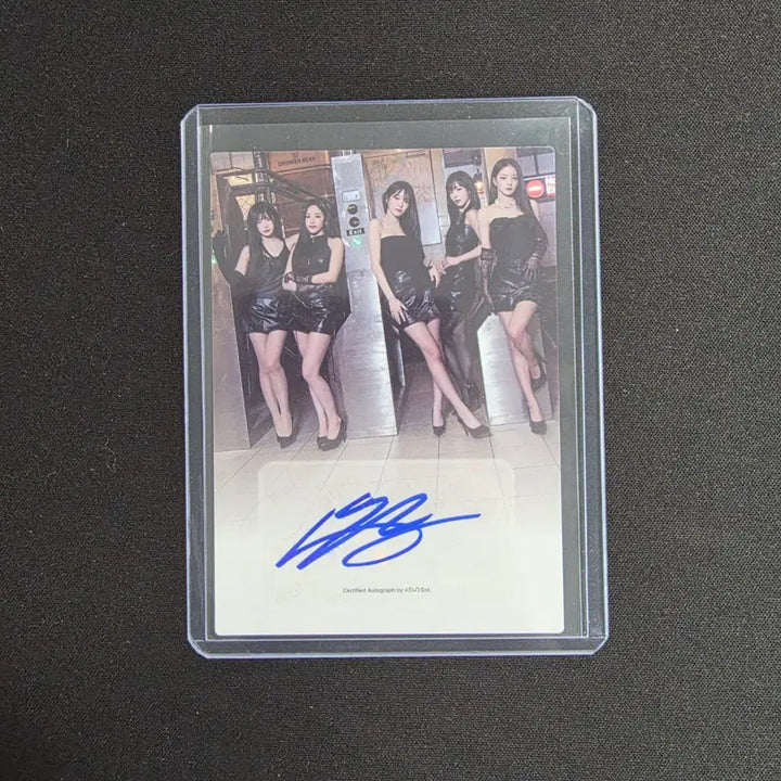 [BUNJANG] fromis_9 Terka Promo Pack Group Photo Baek Jiheon Signed Auto Card / 테레카 프로미스나인 프로모팩 단체사진 백지헌 사인 오토 카드