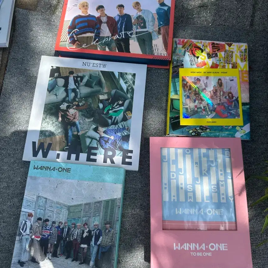 [BUNJANG] Wanna One &amp; Weki Meki Unused Album Bundle Set / 아이돌 미사용 앨범 3종 일괄 판매합니다