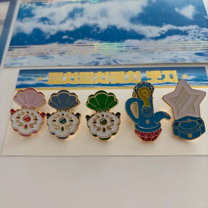 [BUNJANG] Pichi Pichi Pitch Official Fan-Made Badge Set (5 Types) / 피치피치핏치 비공식 뱃지 5종 세트
