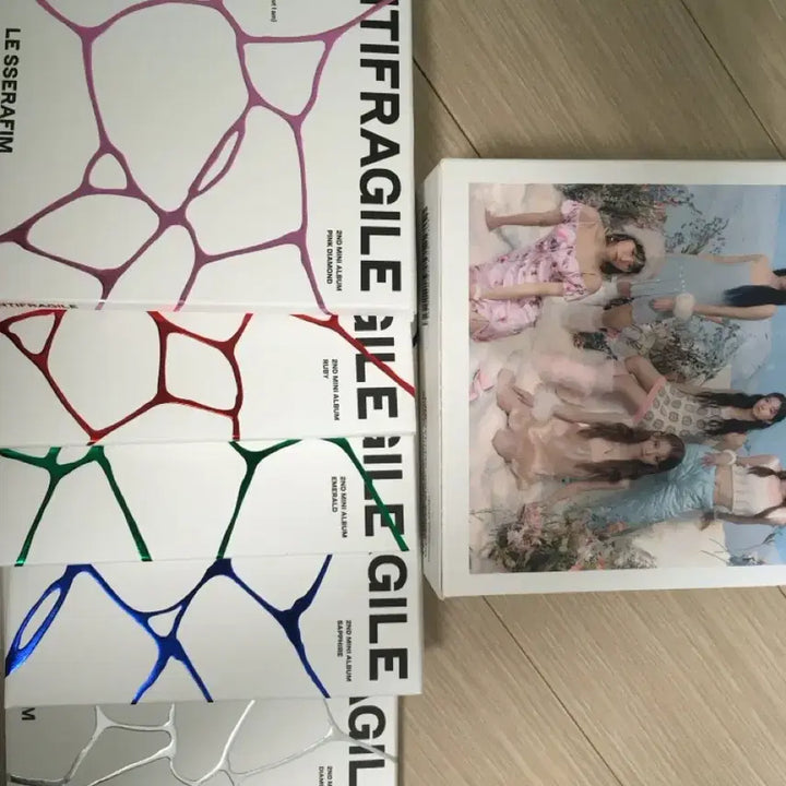 [BUNJANG] LE SSERAFIM ANTIFRAGILE Mini Album Set (5 Versions) / 르세라핌 ANTIFRAGILE 앨범 5종