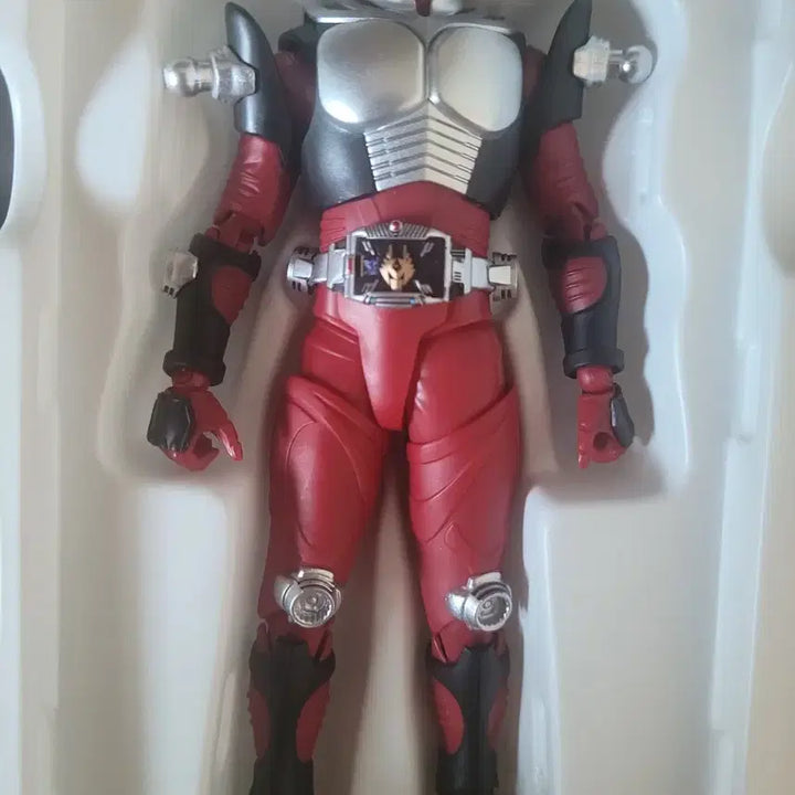 [BUNJANG] SHF Shinkocchou Seihou Ryuki Dragon Knight &amp; Dragvisor Action Figure (Opened) / shf 진골 류우키 + 드래그 실드 파츠 개봉