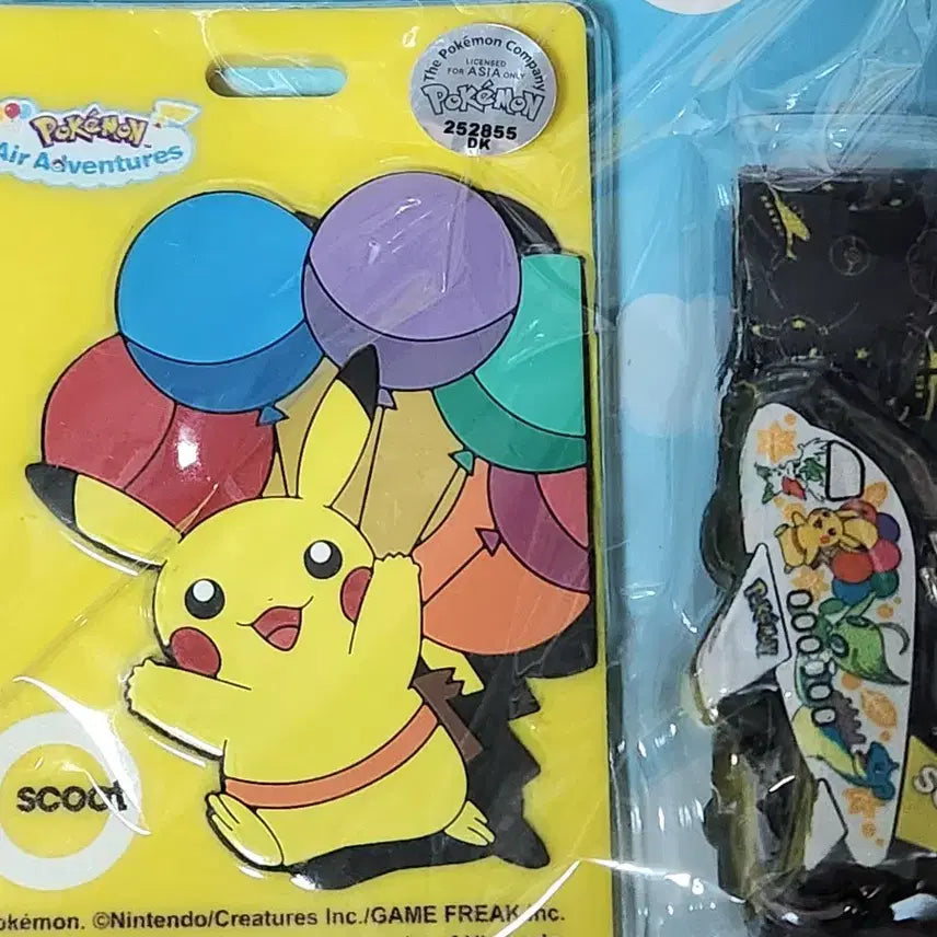 [BUNJANG] Scoot Airlines Pikachu Lanyard Card Holder / 스쿠트항공 피카츄 랜야드 피카추 목걸이스트랩 카드홀더 비행기 포켓몬콜라보
