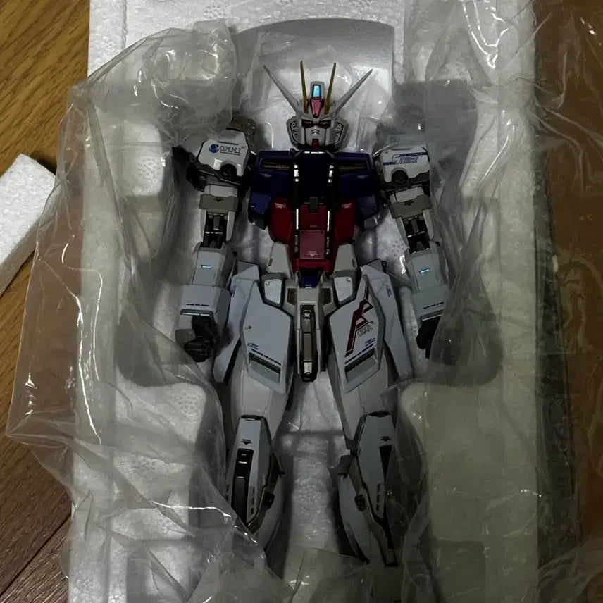 [BUNJANG] Metal Build Strike Gundam 10th Anniversary Version / 메탈빌드 스트라이크 건담 10주년 버젼
