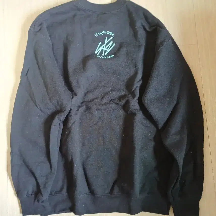 [BUNJANG] Stray Kids 2024 London Hyde Park Limited Edition Sweatshirt / Stray Kids 스트레이키즈 2024 런던 하이드파크 한정판 맨투맨