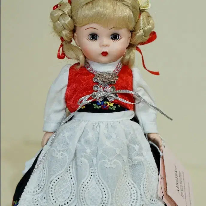 [BUNJANG] Madame Alexander 8-Inch Norway Doll / 마담알렉산더 노르웨이