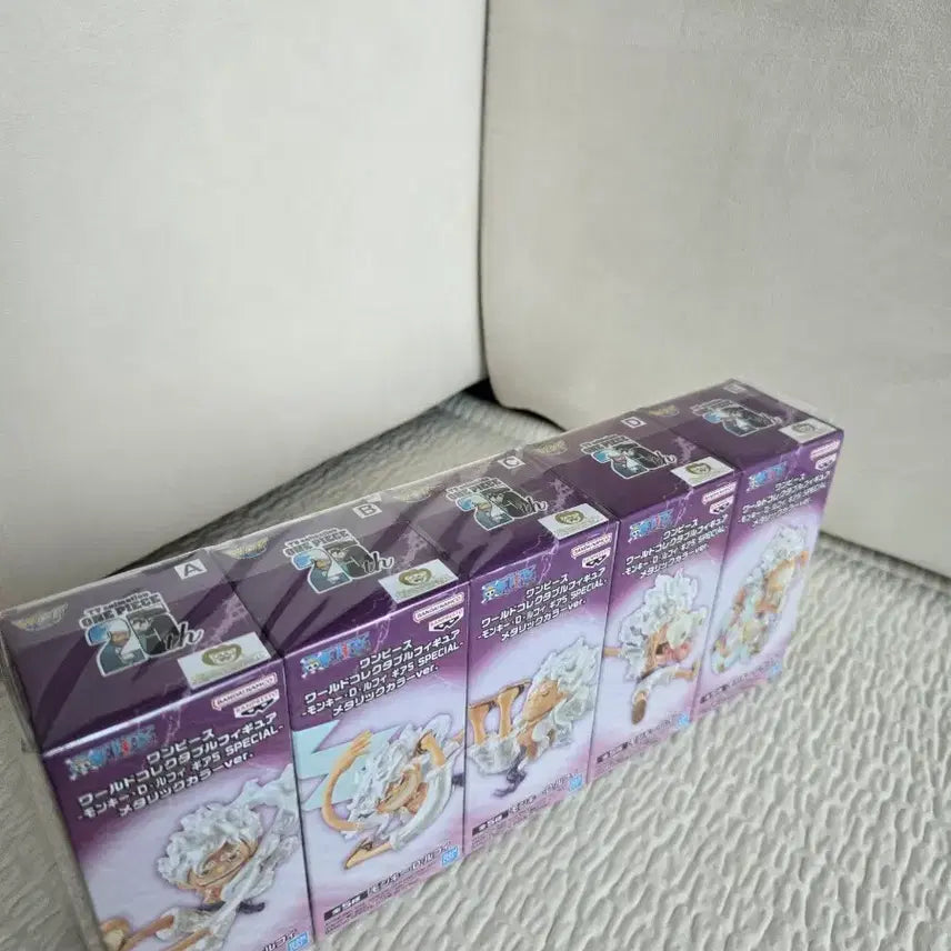 [BUNJANG] One Piece World Collectable Figure Monkey D. Luffy Gear 5 Special Metallic Color / 원피스 월드 콜렉터블 피규어 몽키 D 루피 기어 5 스페셜 메탈릭 컬러