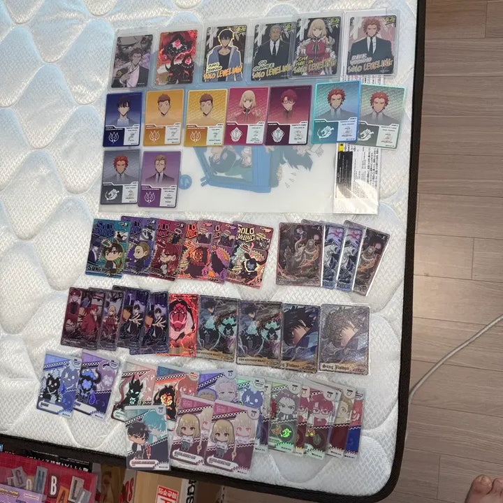 [BUNJANG] Solo Leveling Map Universe Hit Card Parallel Card Set / (일괄싸게판매)나혼자만레벨업 맵니버스 힛카드 패러렐 카드 세트