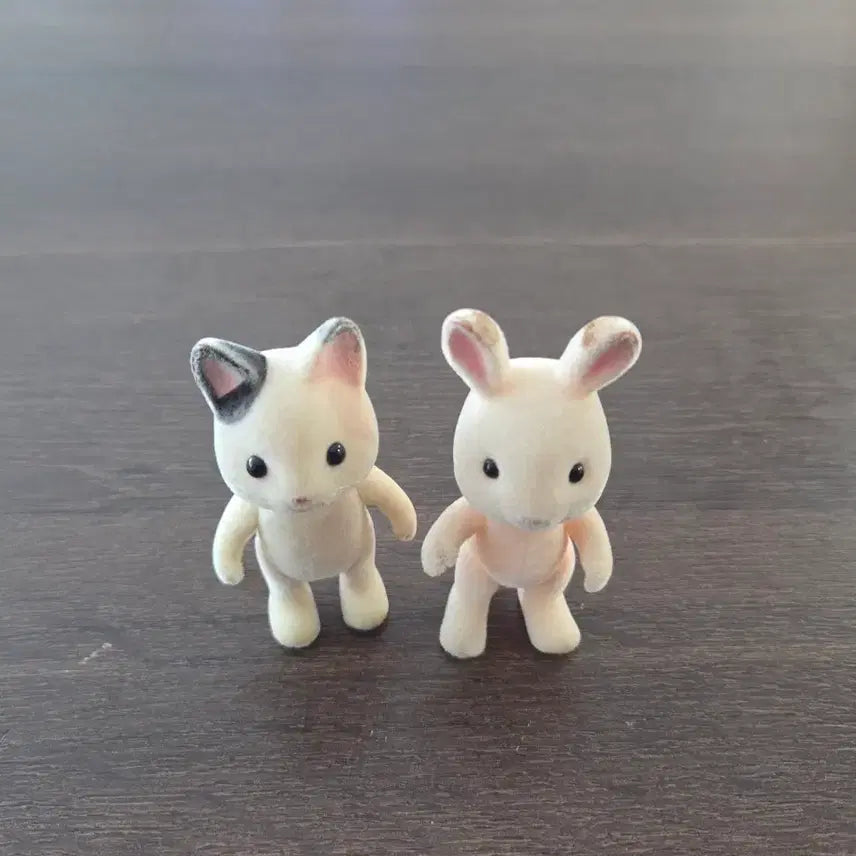 [BUNJANG] Sylvanian Families Girl Dolls (2 Types) / 실바니안 소녀 인형 2종