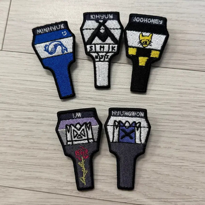 [BUNJANG] Monsta X 2022 Fan-con MX Agent Wappen Bundle Set / 몬스트엑스 2022 팬콘서트 MX AGENT 와펜 일괄
