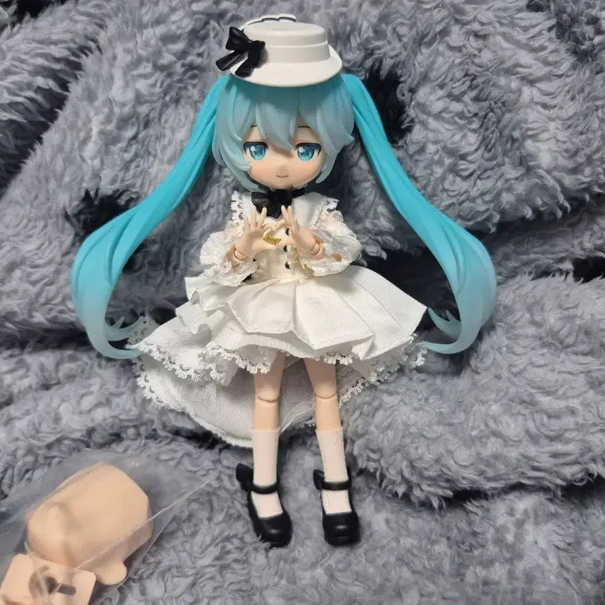 [BUNJANG] Blooky Hatsune Miku Sonata Prologue Secret Hidden Figure / 블로키 하츠네 미쿠 소나타 프롤로그 시크릿 히든