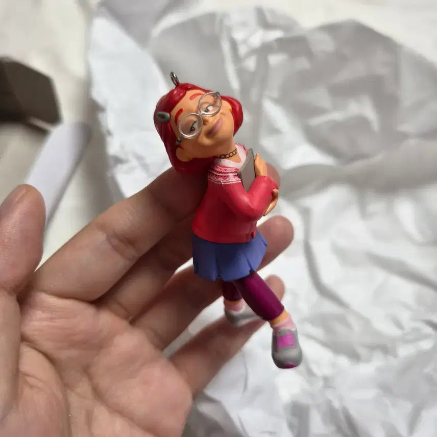 [BUNJANG] Hallmark Disney Pixar Turning Red Mei Ornament / 홀마크 디즈니 픽사 메이의 새빨간 비밀 메이 오너먼트