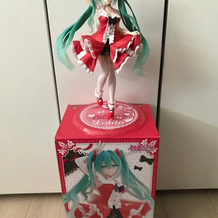 [BUNJANG] Hatsune Miku Lolita Fashion Figure / 하츠네미쿠 패션 lolita 로리타 피규어