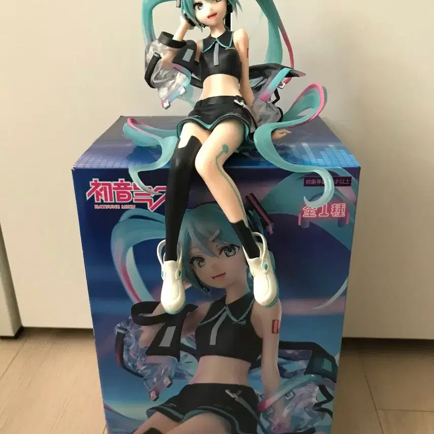 [BUNJANG] Hatsune Miku Noodle Stopper Neon Cyber Figure / 하츠네미쿠 누들스토퍼 네온 사이버 피규어