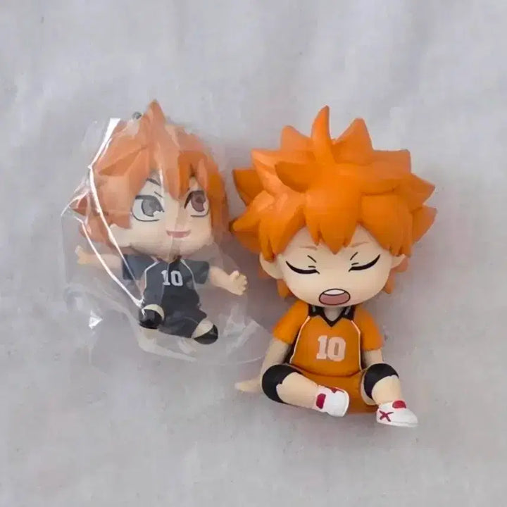 [BUNJANG] Haikyuu!! Hinata, Akaashi, Oikawa, Osamu Doll, Figure, Keyring, Name Tag Bundle Set / [일괄] 하이큐 히나타 아카아시 오이카와 오사무 인형 피규어 키링 명찰