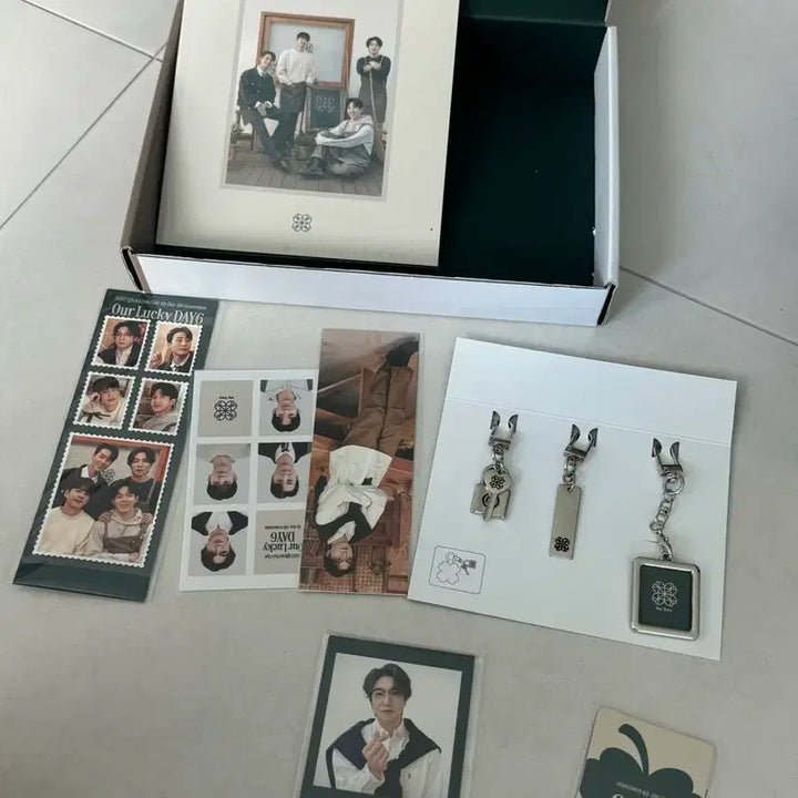 [BUNJANG] Day6 My Day 4th &amp; 5th Fanclub Kit Bundle Set / 데이식스 마이데이 4기 5기 팬클럽 키트 일괄