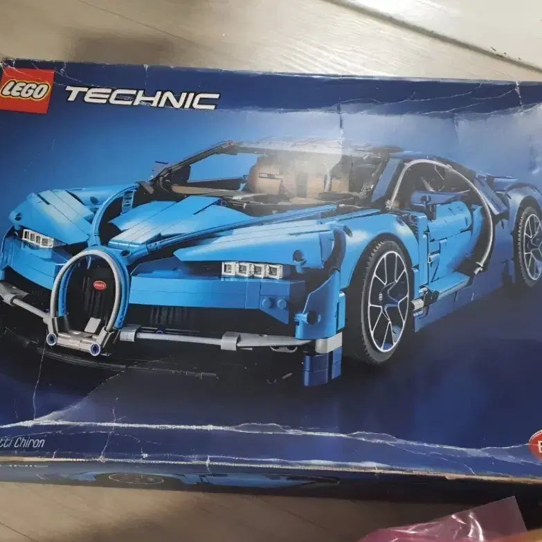 [BUNJANG] LEGO Technic Bugatti Chiron 42083 / 레고 42083 부기티 팝니다.