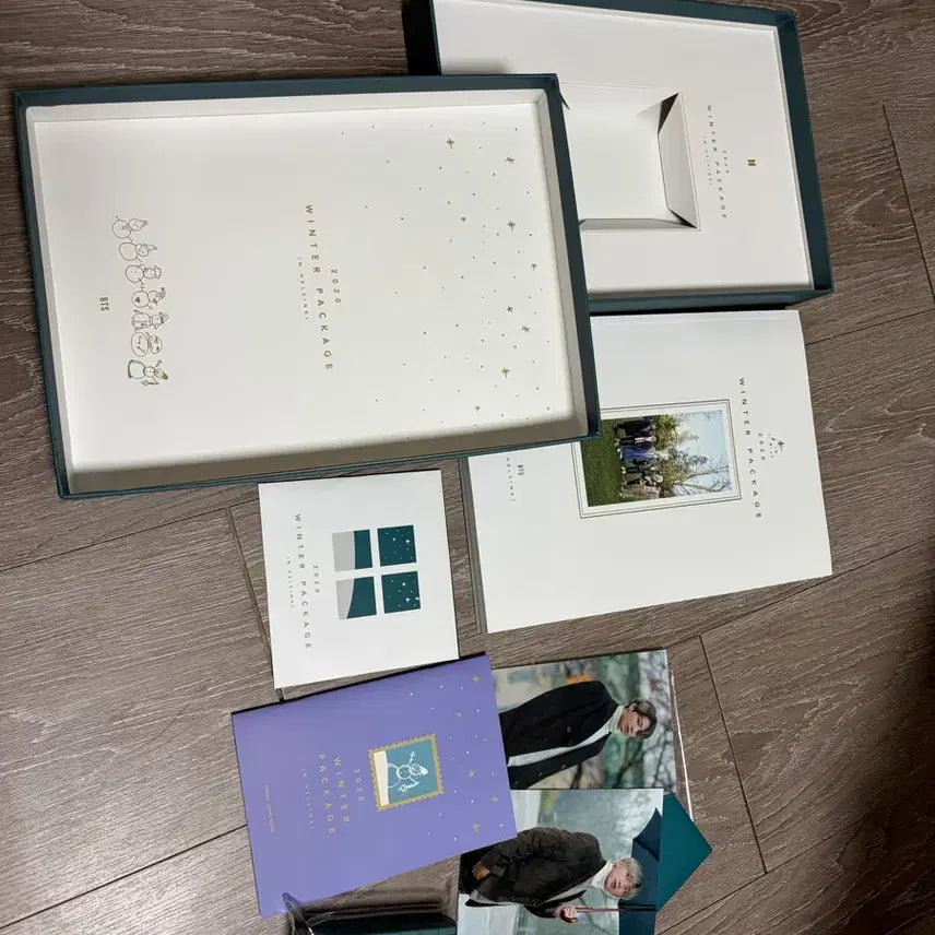 [BUNJANG] BTS 2020 Winter Package Jungkook Mini Photobook / 방탄소년단 윈터패키지 (미니포토북 - 정국)